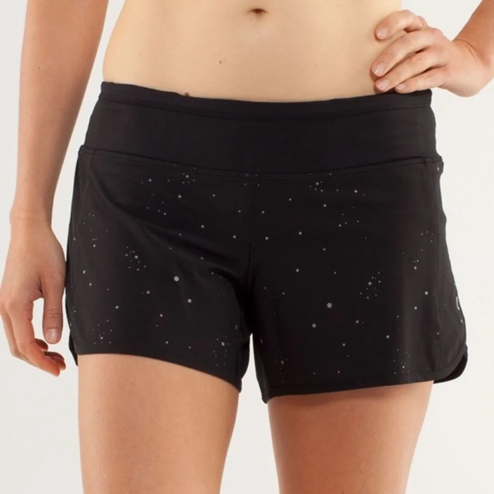 Lululemon Turbo Run Short Twinkle Silver Reflective / Black size 6
